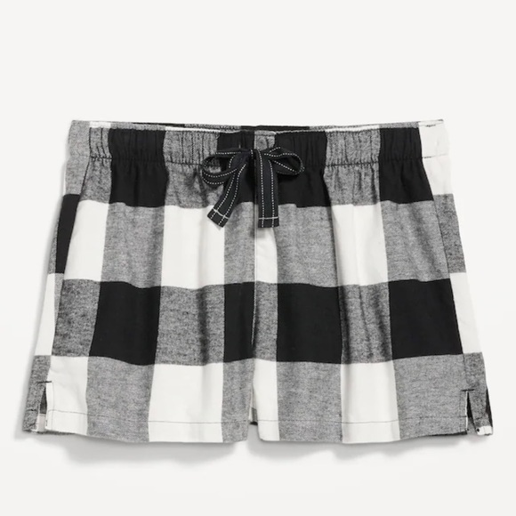 Old Navy White Buffalo Cheek Pajama Shorts - Picture 5 of 7